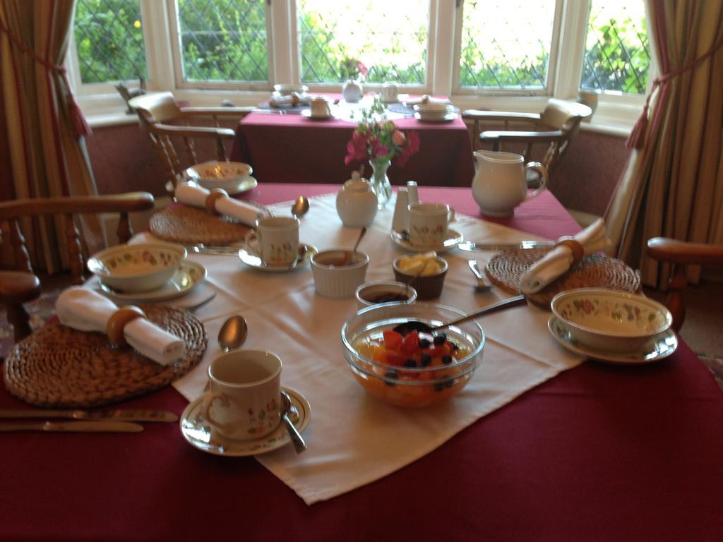The Corner House Bed & Breakfast Рай Екстериор снимка